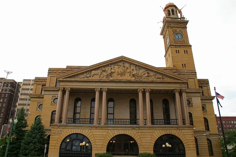 Stark County Courthouse and Annex in Canton